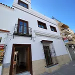 Appartement Isaac Peral 1 *