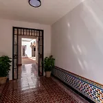 Appartement Isaac Peral 1 *